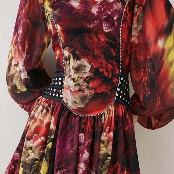 Karen Millen floral dress - Picture 3 of 6